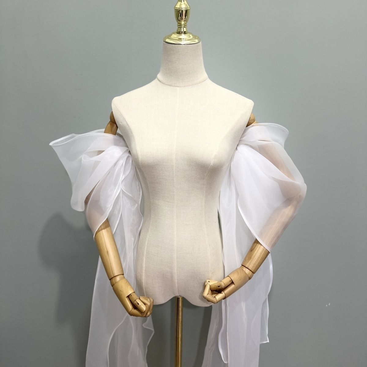 Organzowe, odpinane, puszyste  – Wedding Dress Supply recenzja i cena