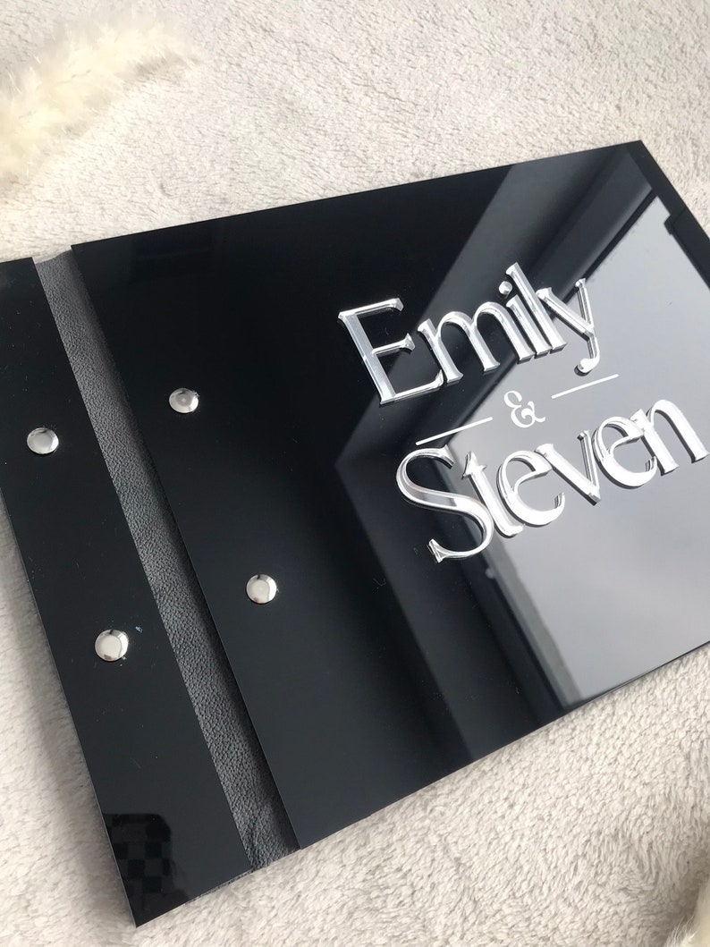 Czarna akrylowa księga gości w – Personalized Guest Book recenzja i cena